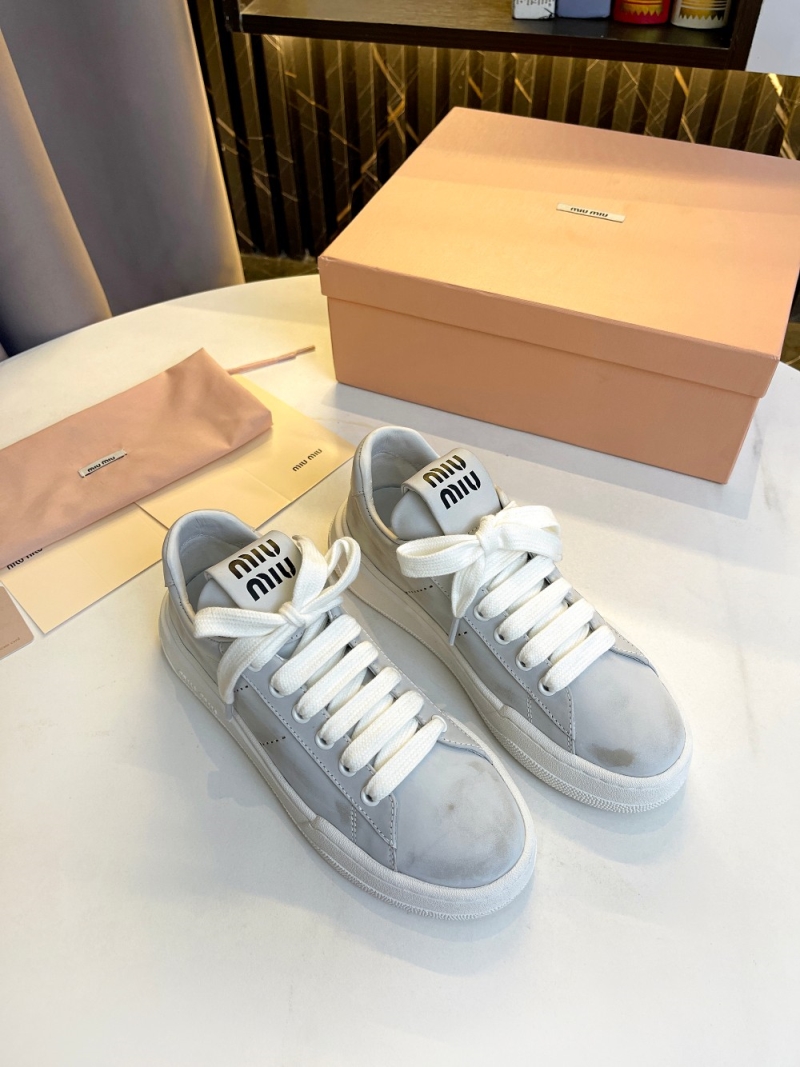 Miu Miu Casual Shoes